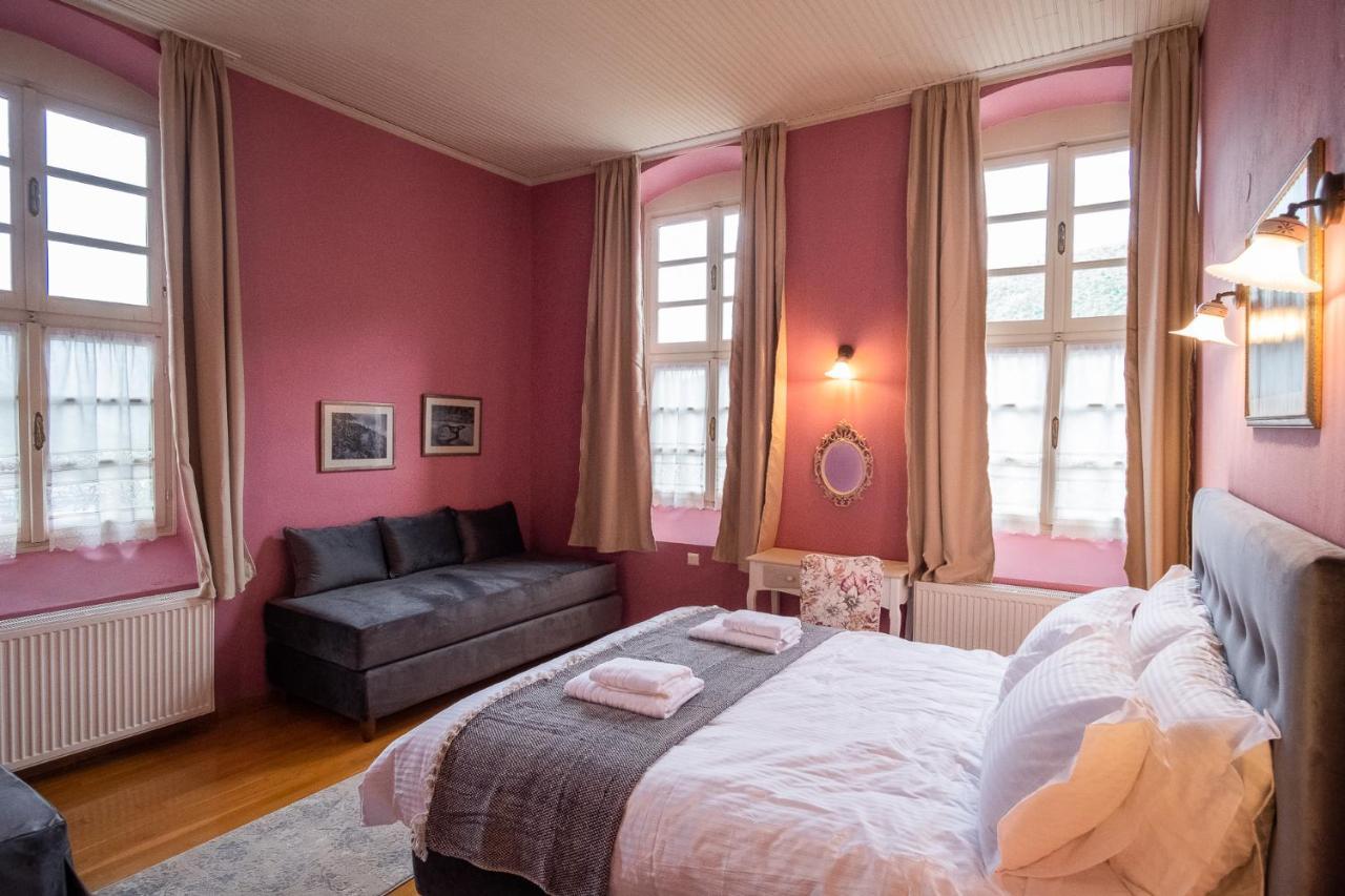 The Old School Boutique Hotel Sirako Exteriér fotografie