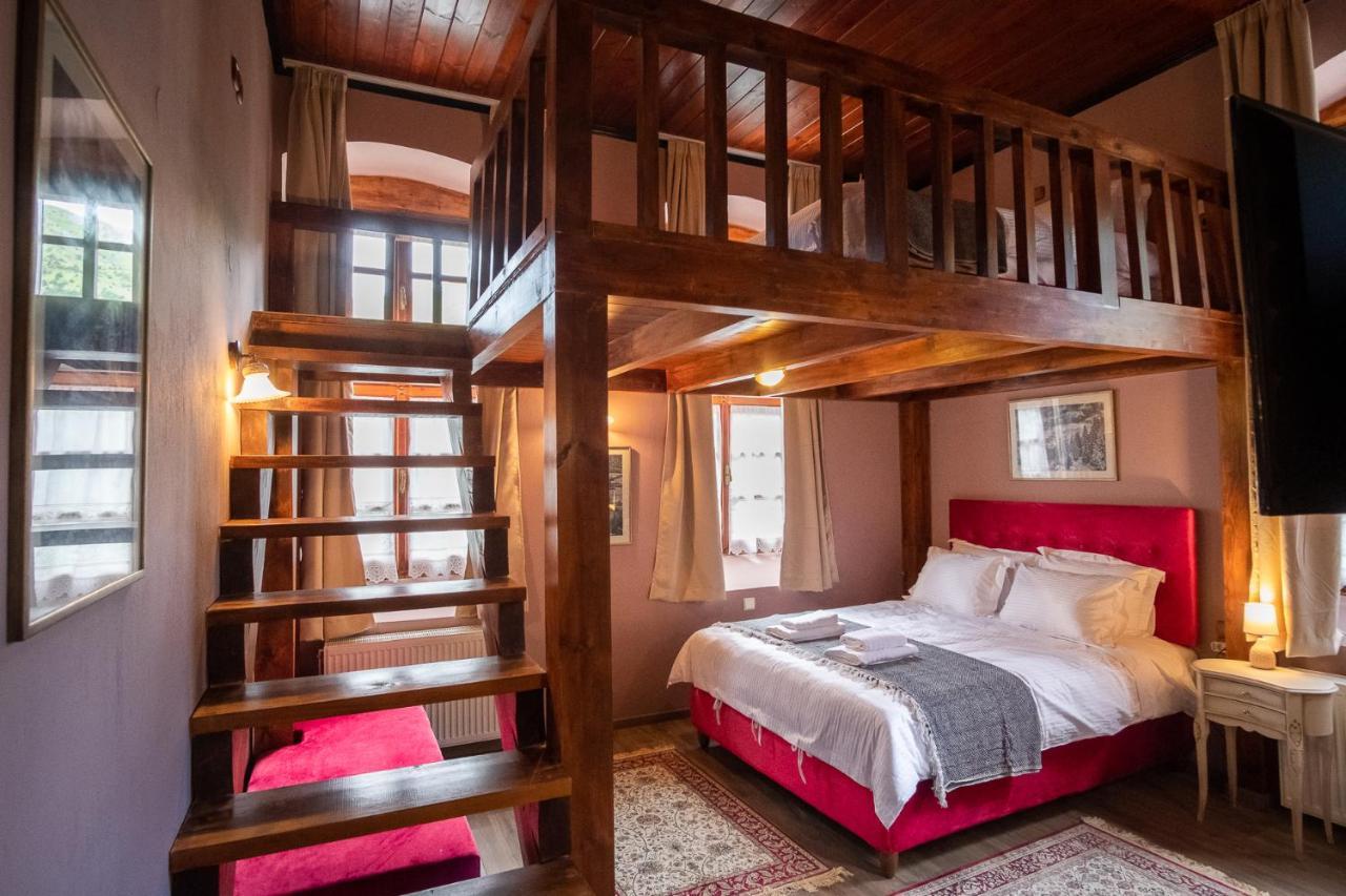 The Old School Boutique Hotel Sirako Exteriér fotografie