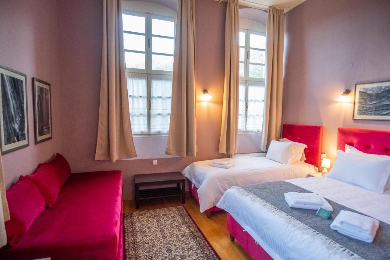 The Old School Boutique Hotel Sirako Exteriér fotografie